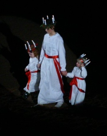 Lucia Anna Carlsson & lill-lucior Hanna Ahlberg & Sara Lannefors