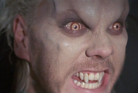 Photo borrowed from : www.famousmonstersoffilmland.com/tag/vampire/
