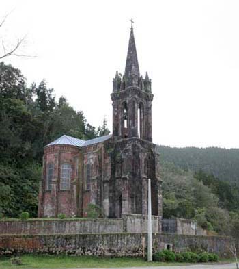 Furnas