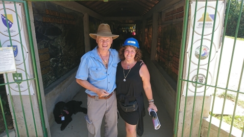 DR. Sam och Ann Ahlgren Ravne tunnlarna i Bosnien. DR. Sam och Ann Ahlgren Ravne tunnlarna i Bosnien.