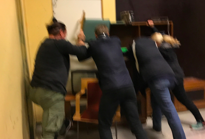 Operativ säkerhet från MSB övar RUN-HIDE-FIGHT med Regeringskanliet. Operativ säkerhet från MSB övar RUN-HIDE-FIGHT med Regeringskanliet.