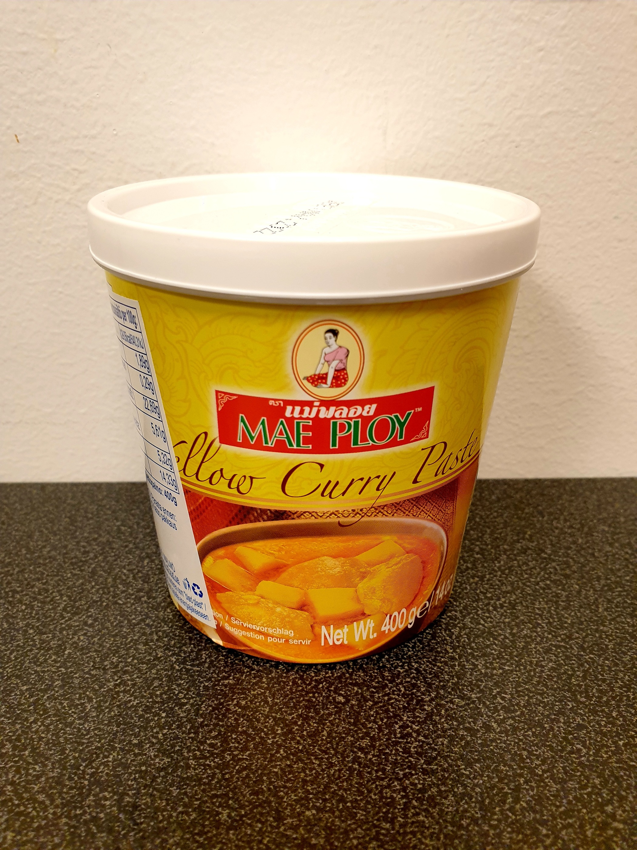 Mae Ploy Yellow Curry Paste Lokchan AB
