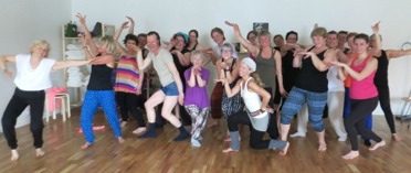 Yoga och Bolllywooddans med Josefin här på Rehab & yogaverkstan här om året...YES! Yoga och Bolllywooddans med Josefin här på Rehab & yogaverkstan här om året...YES!