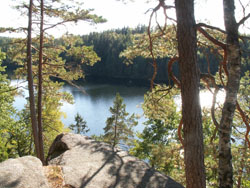 Klintasjön vid Singoallas grotta Klintasjön vid Singoallas grotta