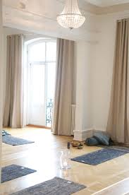 Vi sitter på stolar. Stora Nygatan 38, Malmö Vi sitter på stolar. Stora Nygatan 38, Malmö