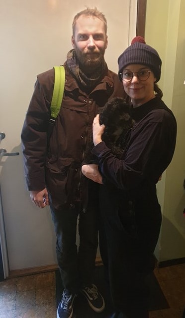 Esther flyttade till Carolina och Rasmus i Järfälla Esther flyttade till Carolina och Rasmus i Järfälla