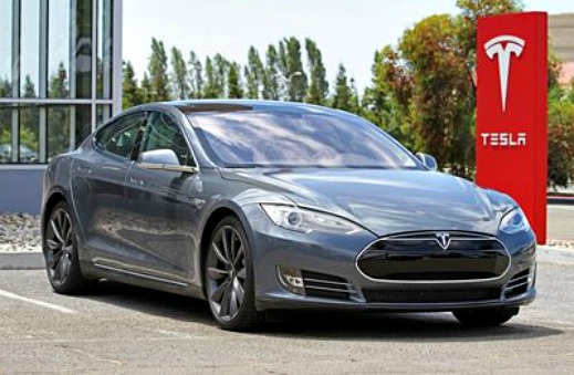 Tesla äntrar superbilsområdet Tesla äntrar superbilsområdet