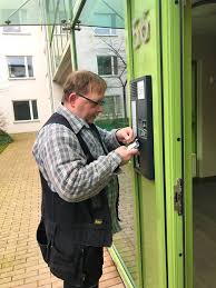 NOCAB Säkerhet AB installerar Siedle porttelefonsystem på Brf Fören i Malml, Skåne. NOCAB Säkerhet AB installerar Siedle porttelefonsystem på Brf Fören i Malml, Skåne.