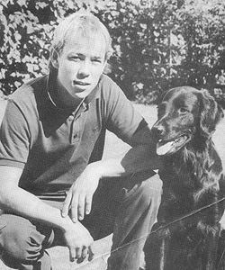 Flatmästaren 1983, 1984, 1985 och 1986 SJCh Bobby med husse Michael Melin. Flatmästaren 1983, 1984, 1985 och 1986 SJCh Bobby med husse Michael Melin.